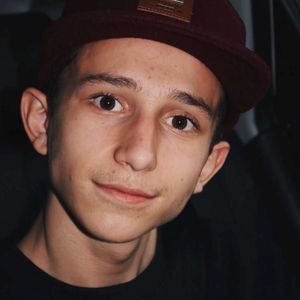 Meet your Posher, Waylon